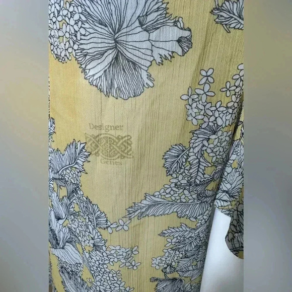 Liz Claiborne Sheer Floral Blouse - Picture 9 of 9